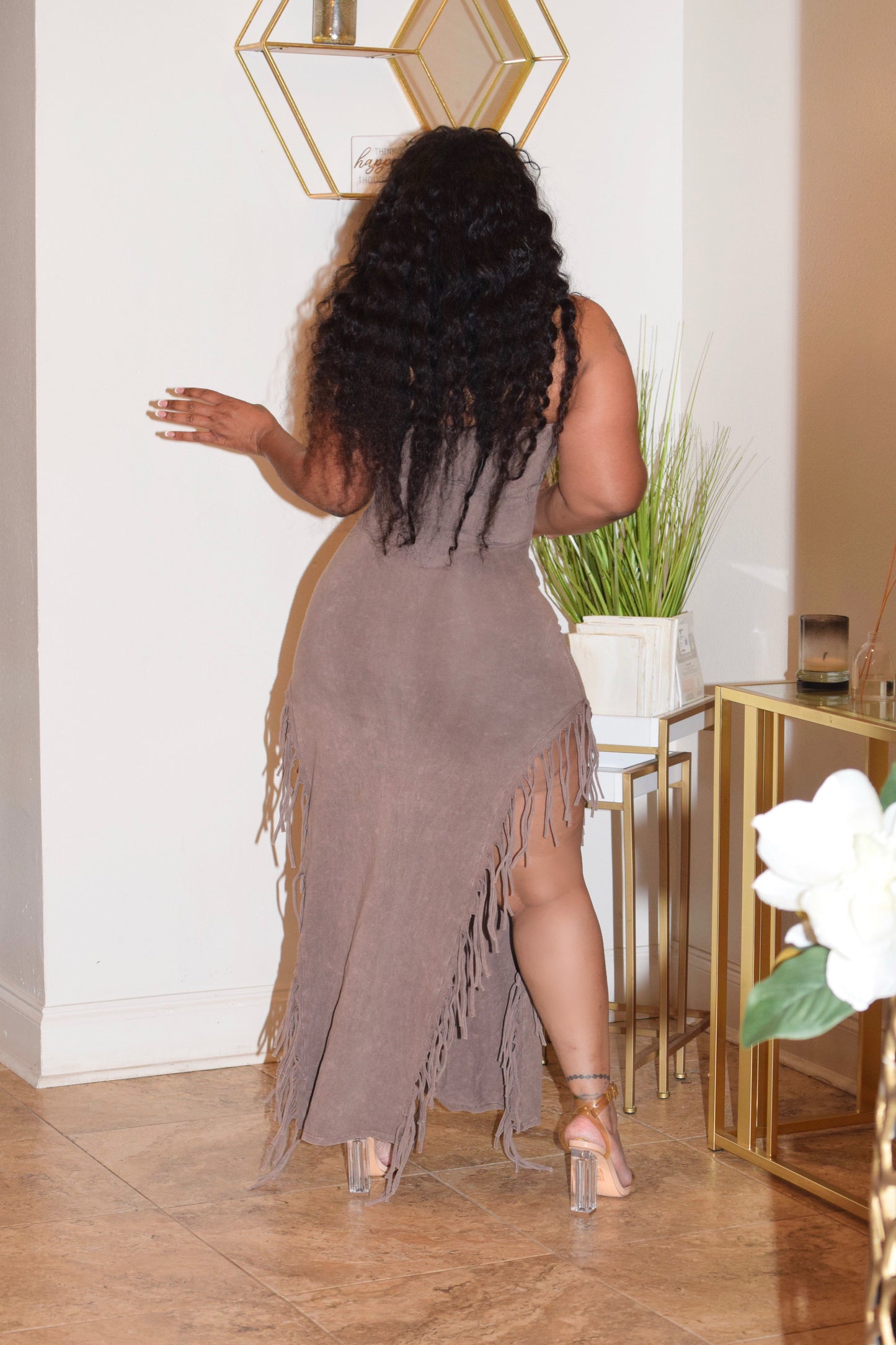 KEEP UP MIDI DRESS (Brown)