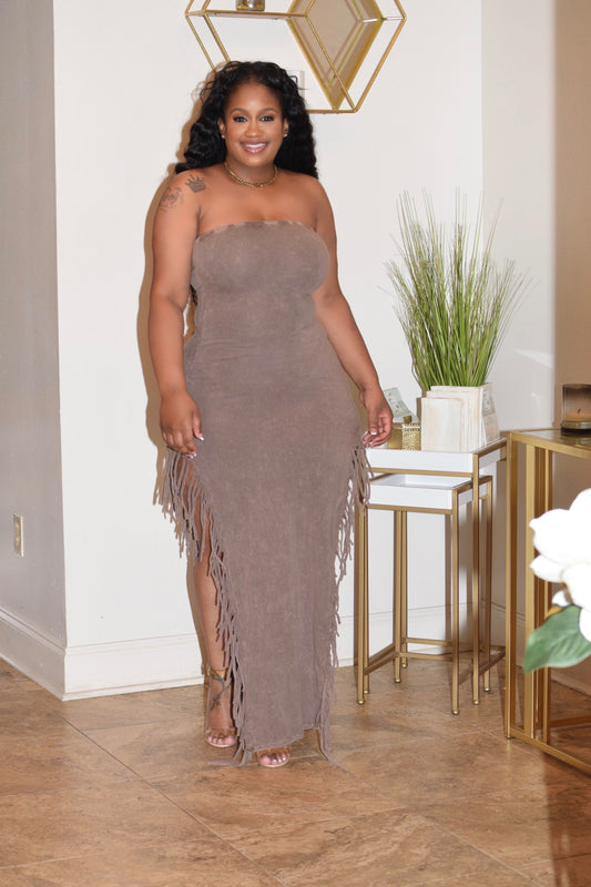 KEEP UP MIDI DRESS (Brown)