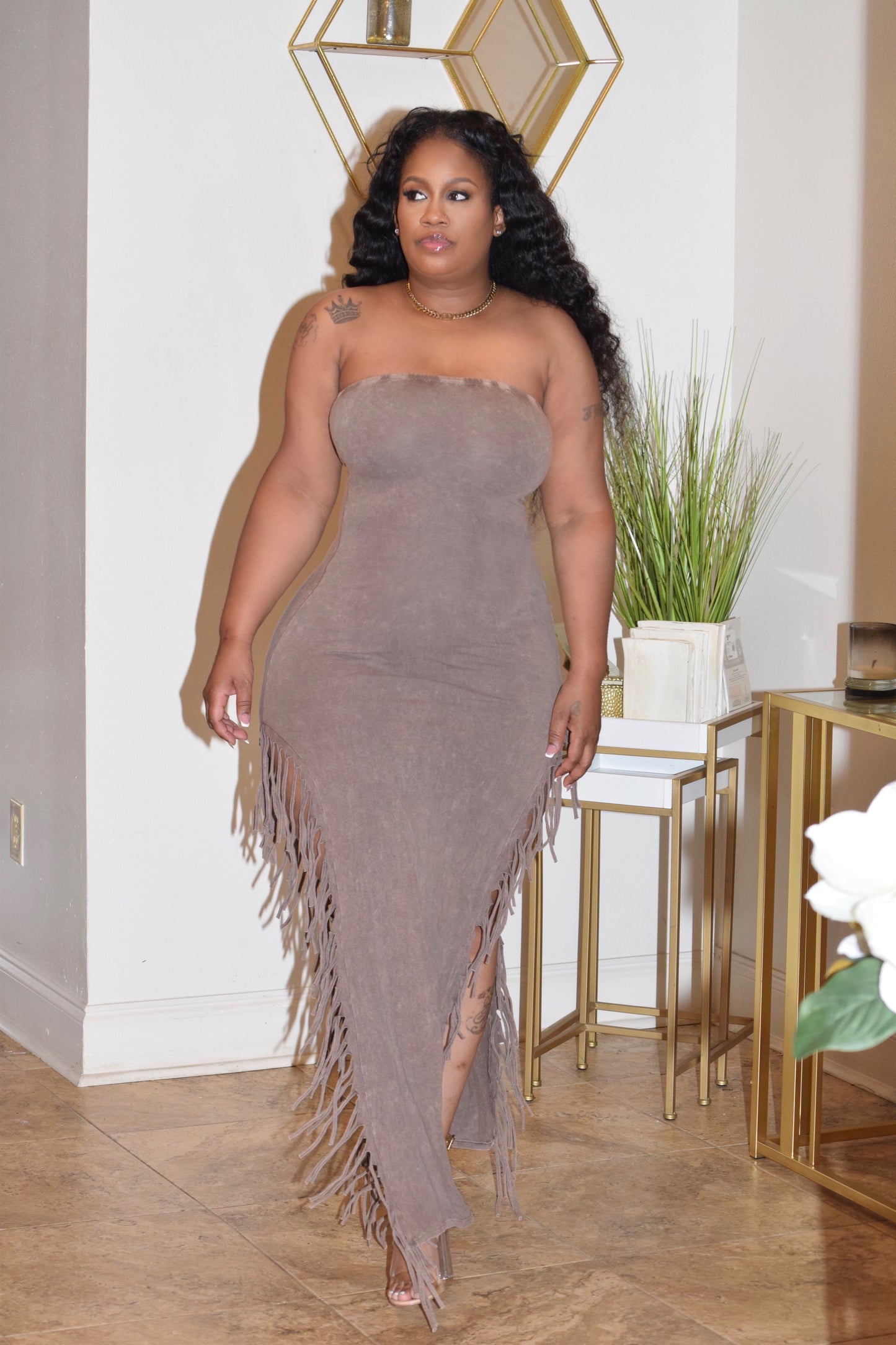 KEEP UP MIDI DRESS (Brown)